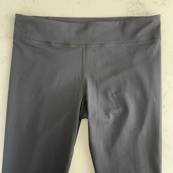 Under Armour Activewear Mid Rise Leggings Black Sz L - no fabric/size tag - Picture 6 of 9